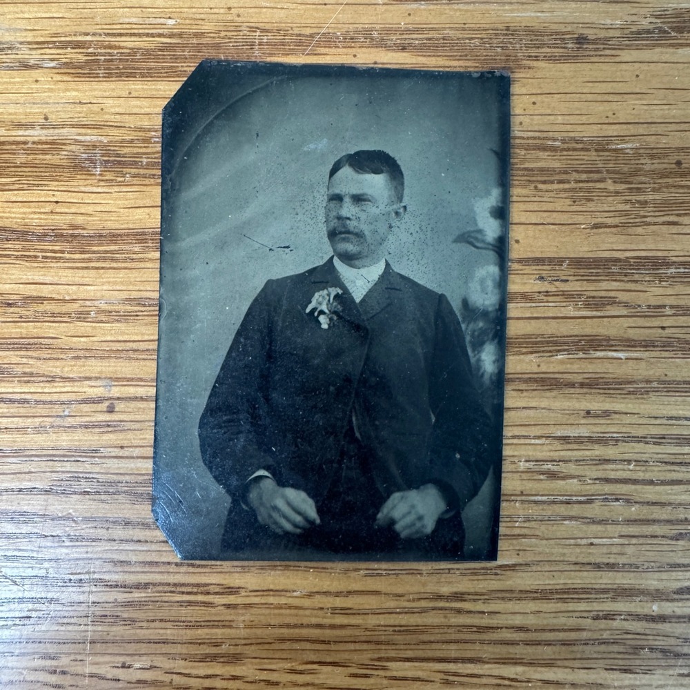 Antique Tintype Portrait Gentleman with Moustache and‎ Boutonniere 2.5x3.5 Inch